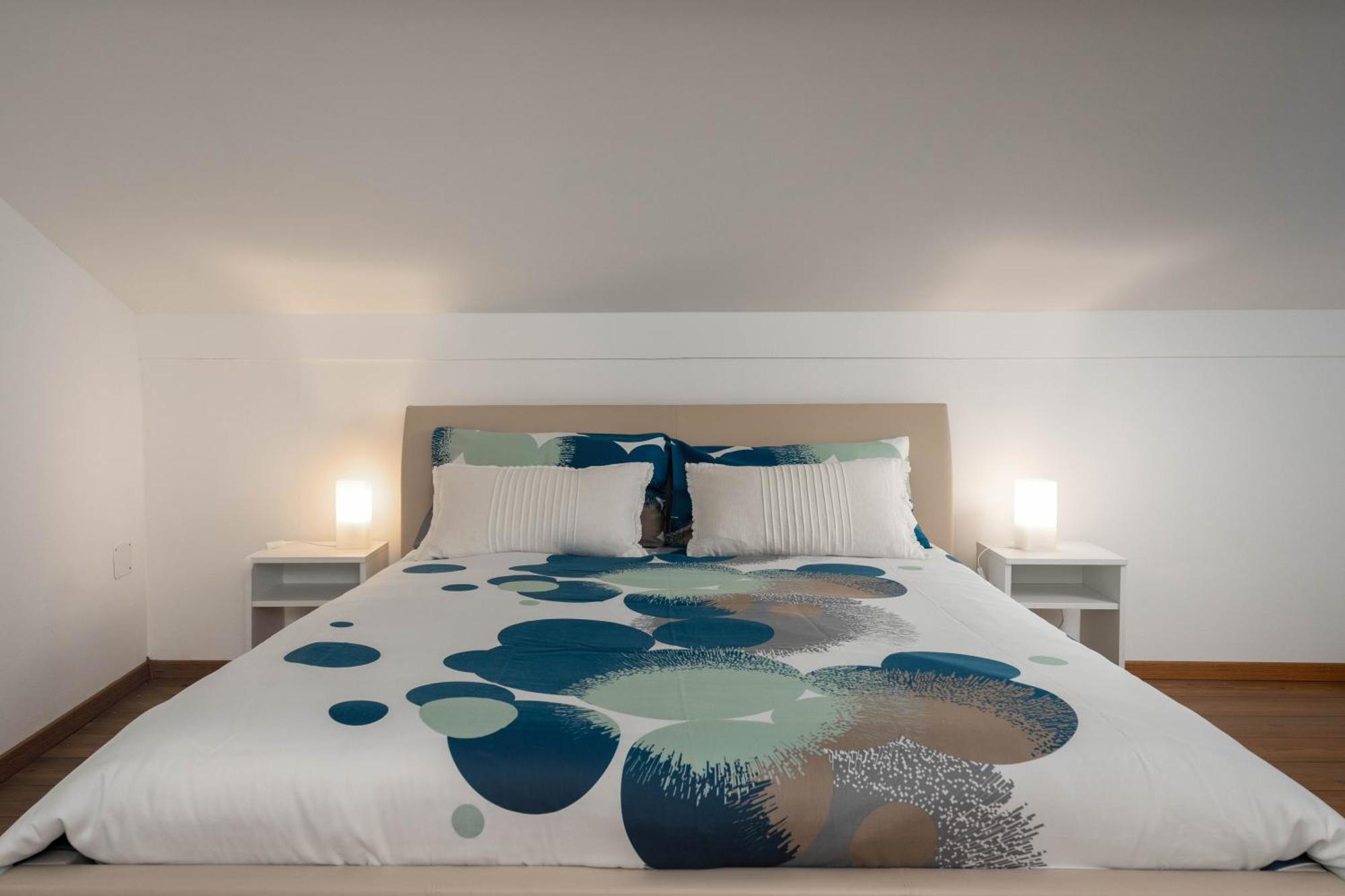 Degrassi Square Apartments (Adults Only) Vrsar Extérieur photo